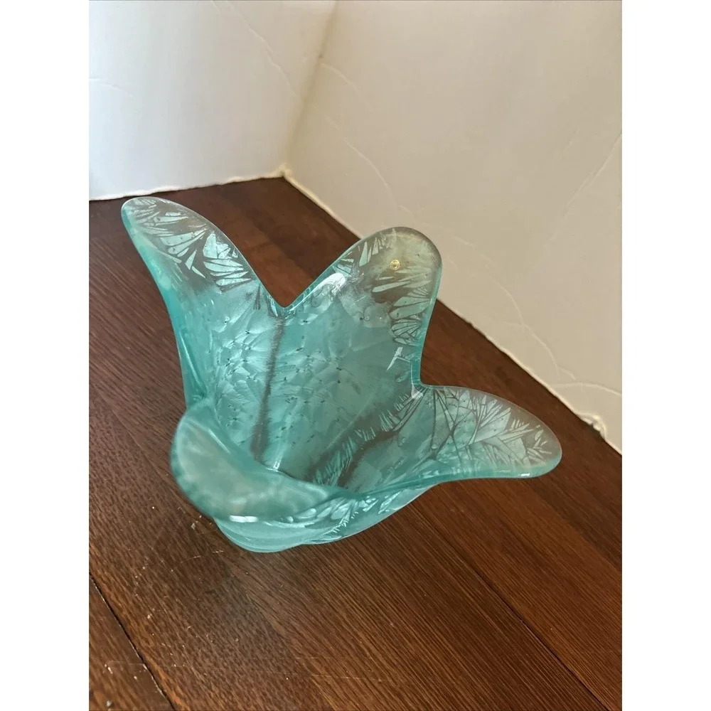 Vintage Art Glass Turquoise Etched/Frosted Tulip‎ Candle Holder